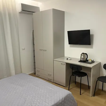 ゲストハウス Roomar By Rb チェファル