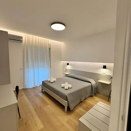 Roomar By Rb 4* チェファル